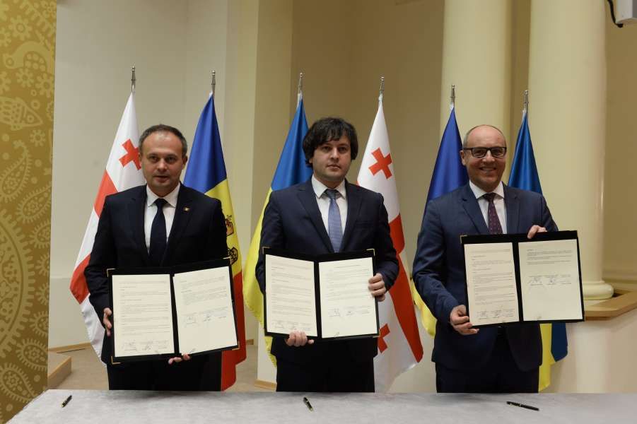 Украина, Грузия и Молдова договорились о совместной защите интересов