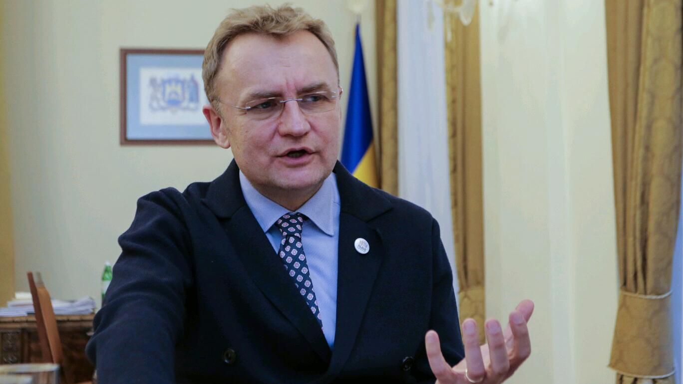 Президент не управляет один, – Садовой назвал предполагаемых членов президентской команды Президент не управляет один, – Садовой назвал предполагаемых членов президентской команды