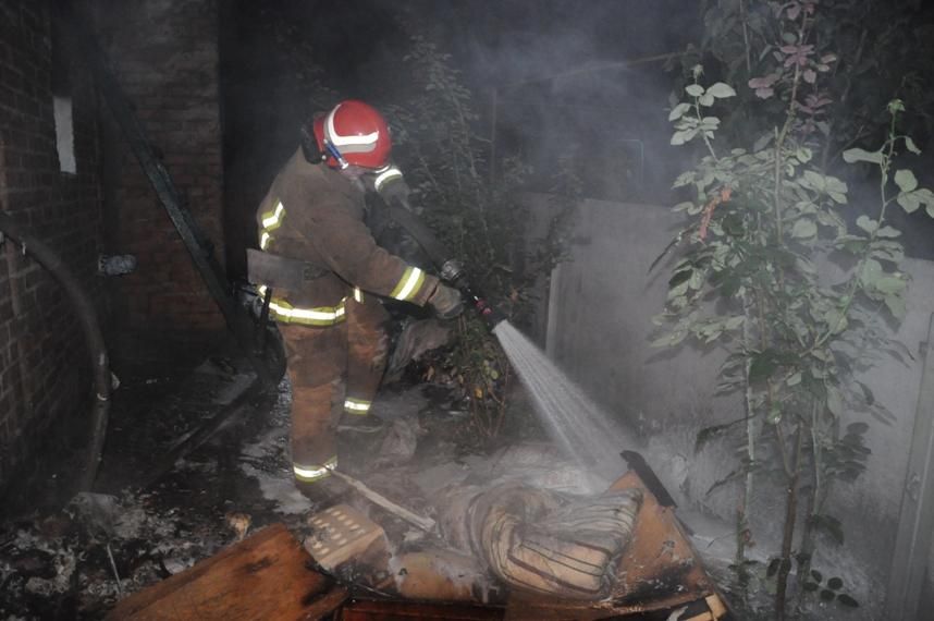 У Кропивницькому під час пожежі загинуло 3 людини: фото