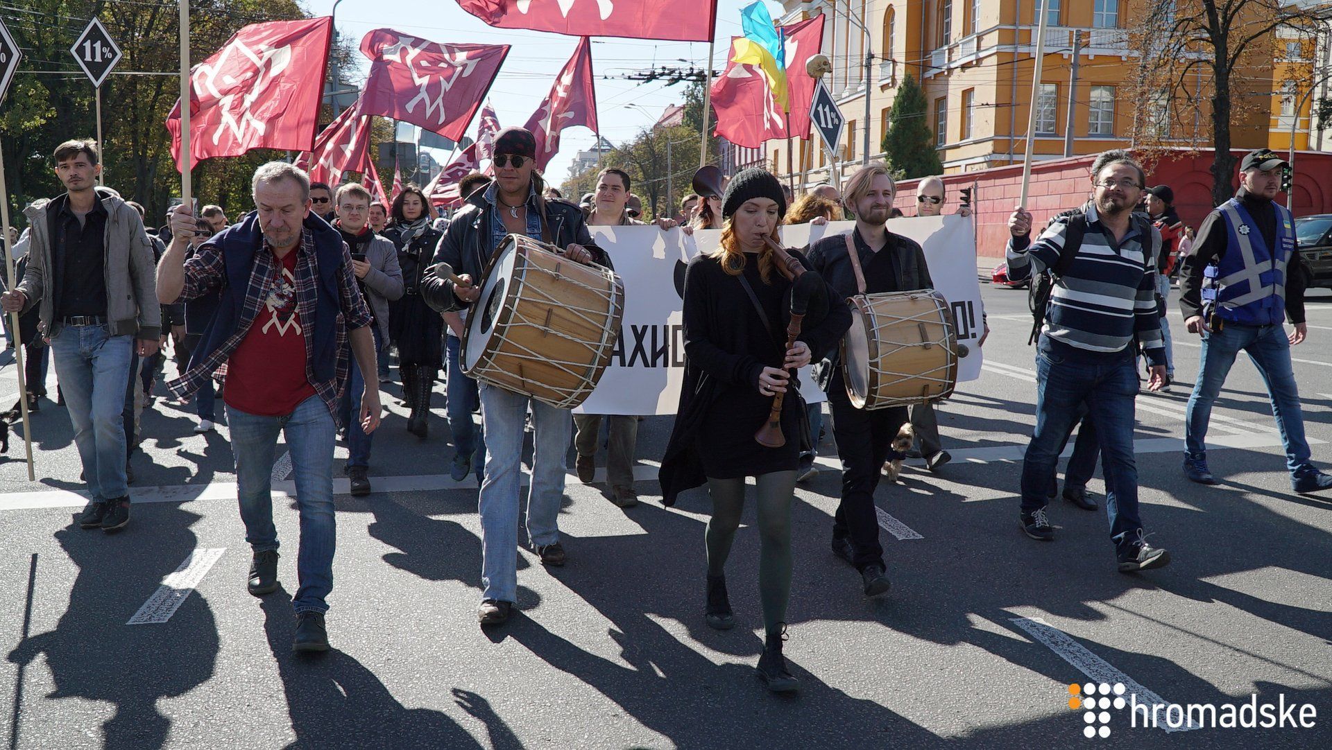 В Киеве люди митингуют за свободное владение оружием: фото В Киеве люди митингуют за свободное владение оружием: фото