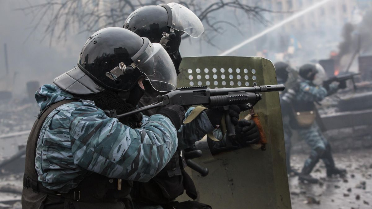 Чому київська влада затягує слідчий експеримент стосовно вбивства активістів на Майдані