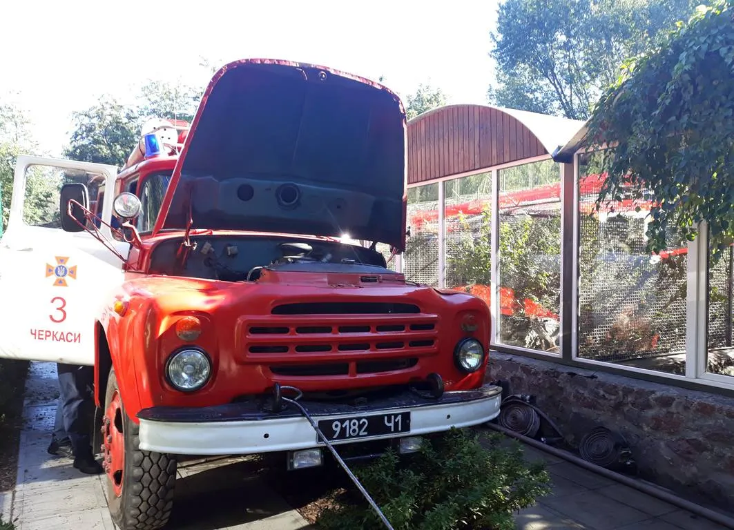 Черкаси Зоопарк Пожежа Черкаси Зоопарк Пожежа