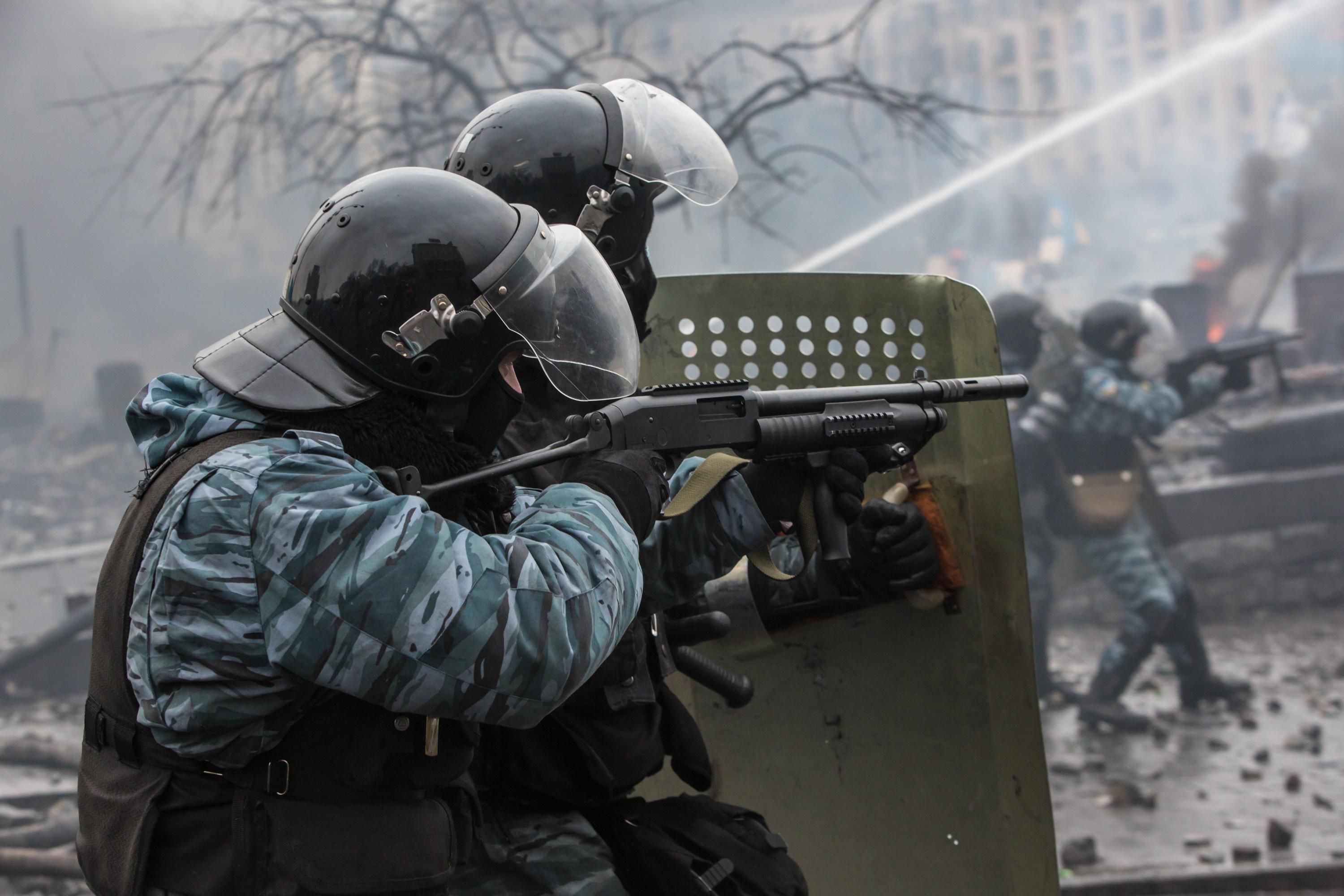 Почему киевская власть затягивает следственный эксперимент по убийству активистов на  Майдане
