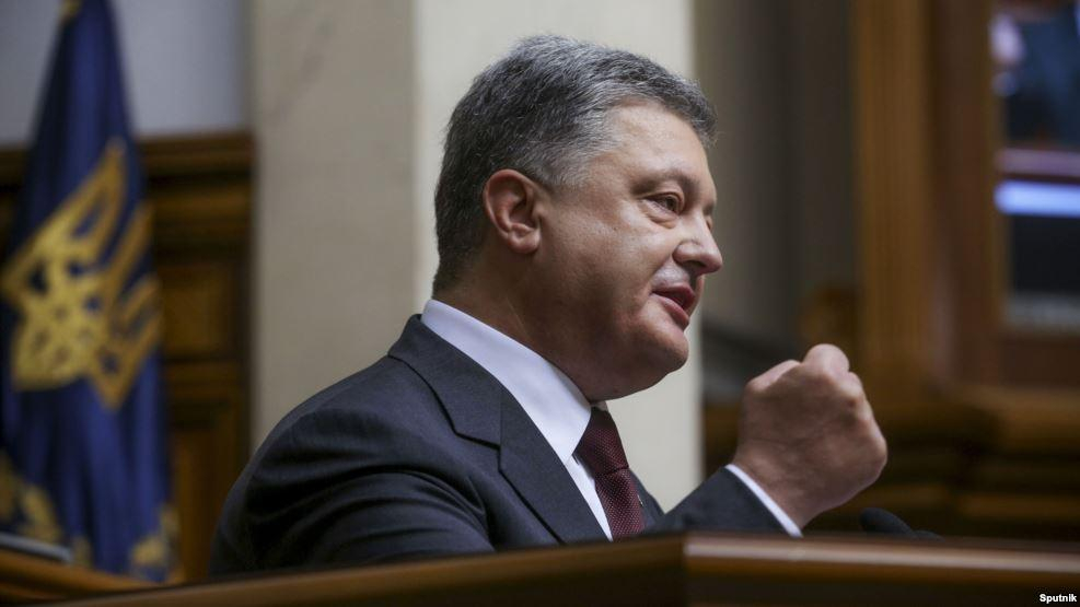 Порошенко забил гол в свои ворота, – эксперт о голосовании за закон о языке