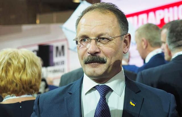Після скандалу з матюками Барна може скласти депутатські повноваження, – ЗМІ Після скандалу з матюками Барна може скласти депутатські повноваження, – ЗМІ