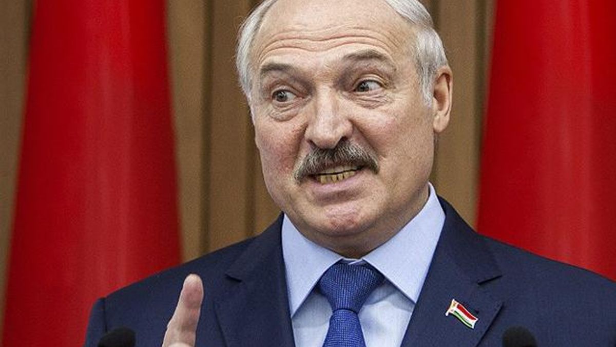 Из Украины в Беларусь поступает много нелегального оружия, – Лукашенко Из Украины в Беларусь поступает много нелегального оружия, – Лукашенко