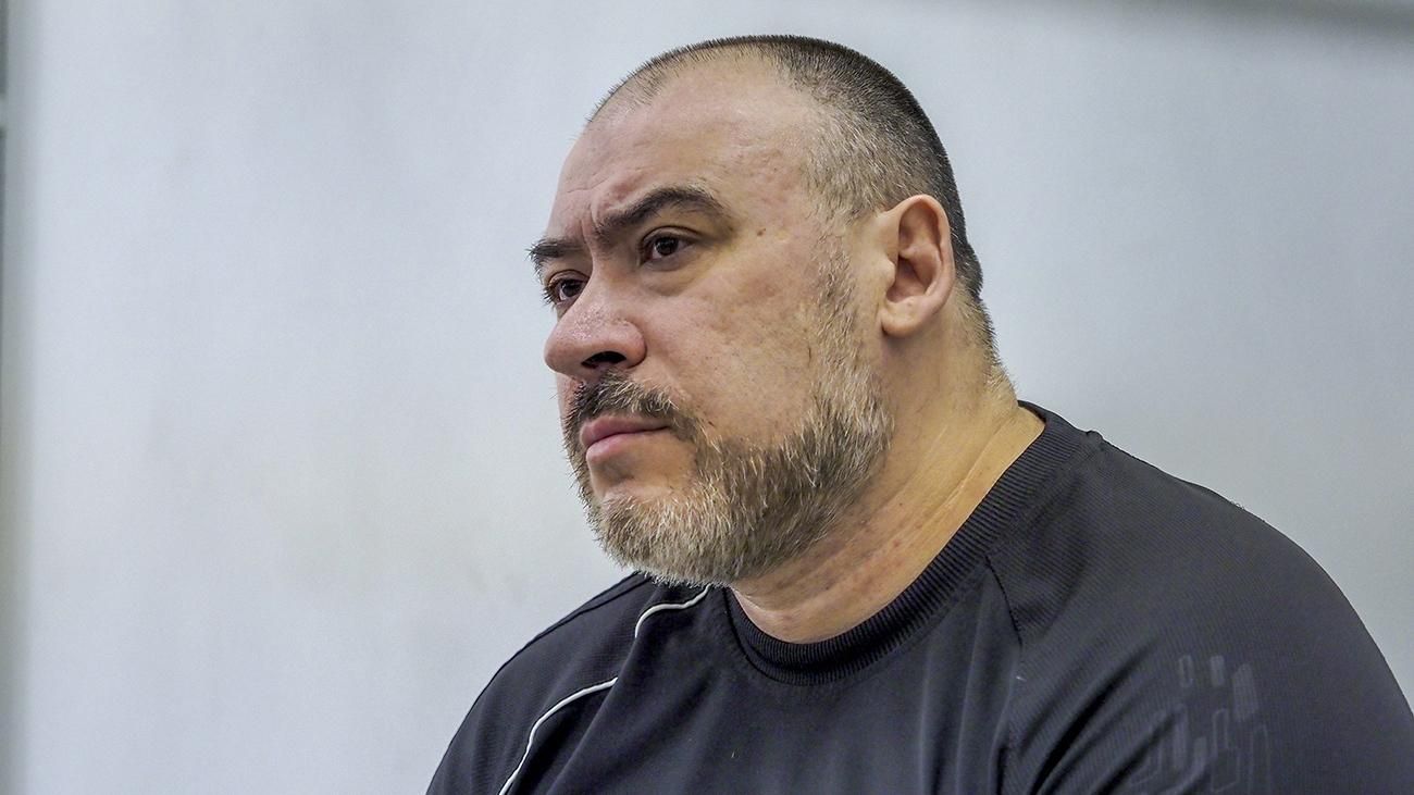 Тітушковода Крисіна етапували до колонії на Донбасі Тітушковода Крисіна етапували до колонії на Донбасі