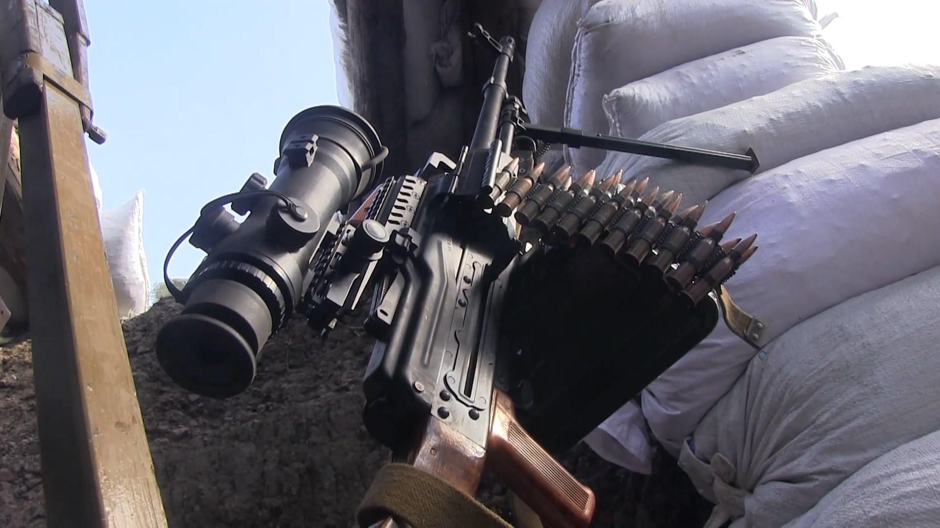 Украинские бойцы получили новое оружие с новейшей оптикой: фото Украинские бойцы получили новое оружие с новейшей оптикой: фото