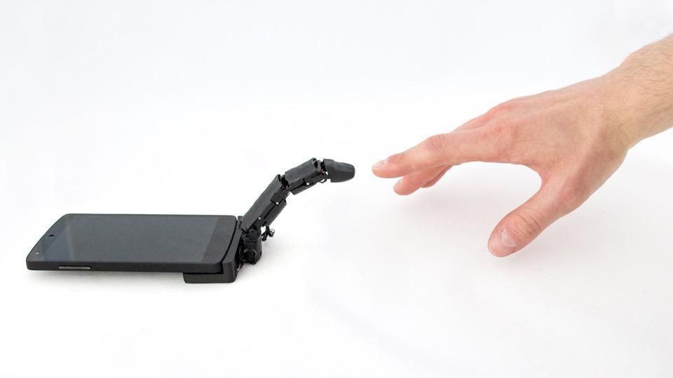 Представили роботизированный палец MobiLimb, который получил очень нестандартный набор функций