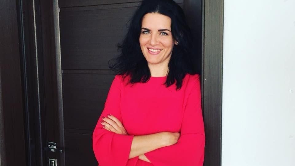 Неизвестные обстреляли квартиру пресс-секретаря Омеляна: известны подробности Неизвестные обстреляли квартиру пресс-секретаря Омеляна: известны подробности