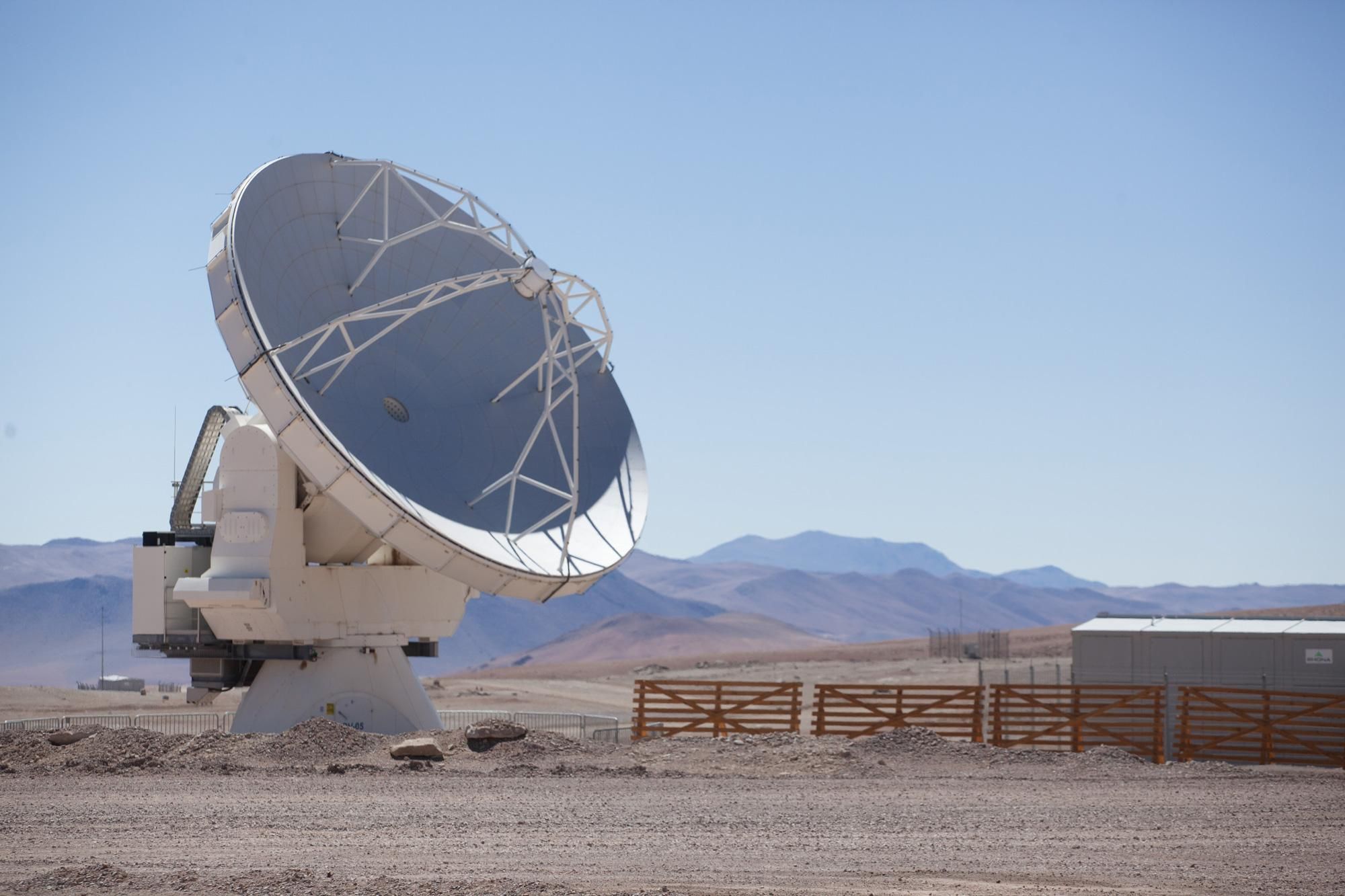 Телескоп зробив фото невивченої туманності, що має форму пісочного годинника 