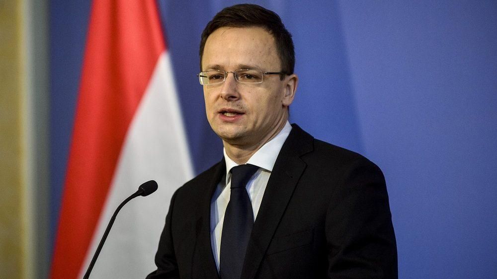 За "Миротворцем" і "кампанією ненависті" проти угорців стоїть Порошенко, – Сійярто За "Миротворцем" і "кампанією ненависті" проти угорців стоїть Порошенко, – Сійярто