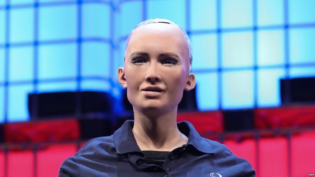 Робот София приехала в Киев: фото Робот София приехала в Киев: фото