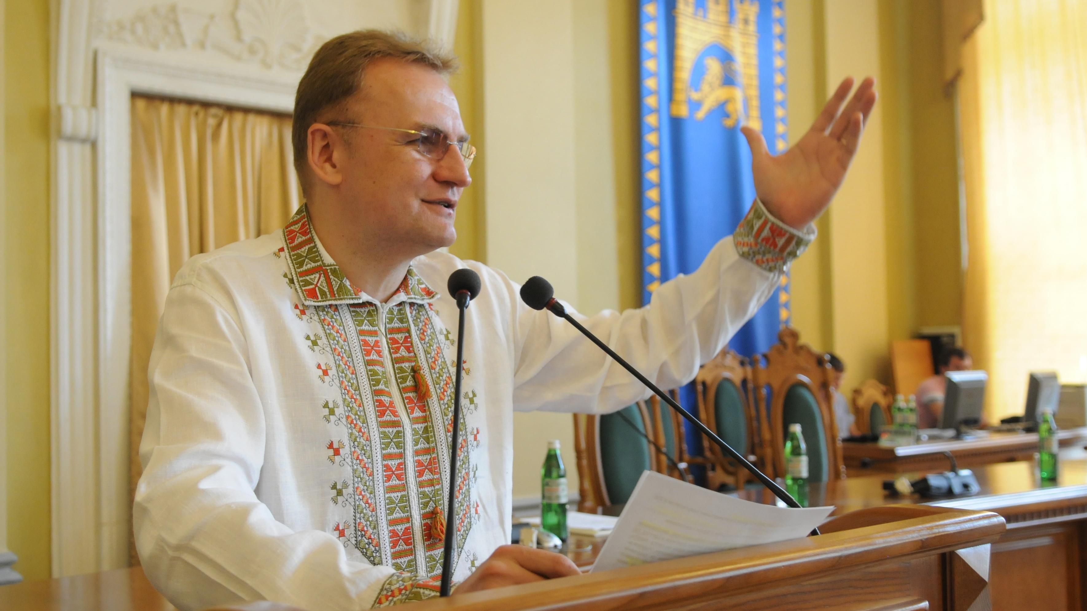 Ще один потужний крок отримання незалежності від Москви, – Садовий про Томос для України Ще один потужний крок отримання незалежності від Москви, – Садовий про Томос для України