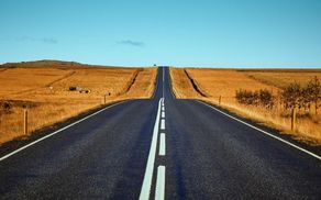 Кто мешает строить дороги?