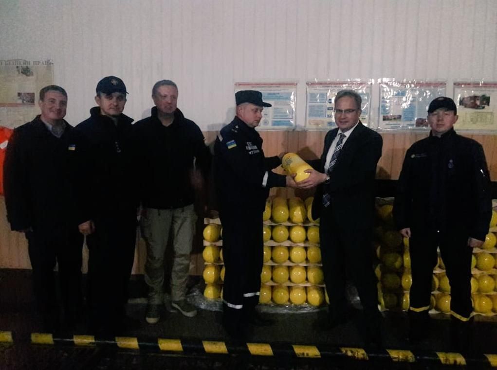 Германия предоставила Украине помощь после пожара на складе боеприпасов в Ичне Германия предоставила Украине помощь после пожара на складе боеприпасов в Ичне