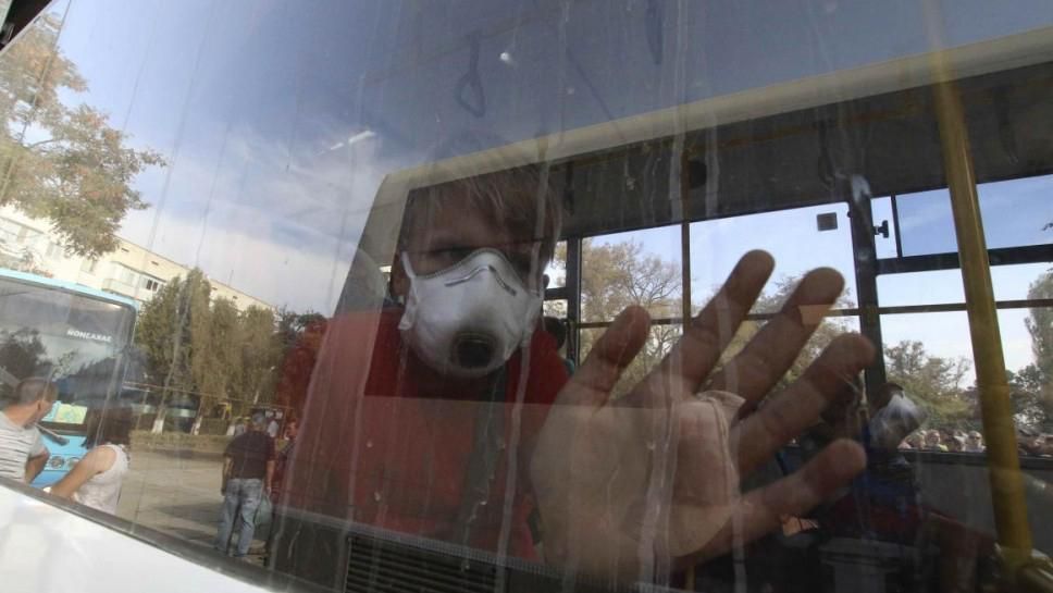 Нам доведеться виїхати, – жителька Армянська про хімвикиди в місті Нам доведеться виїхати, – жителька Армянська про хімвикиди в місті