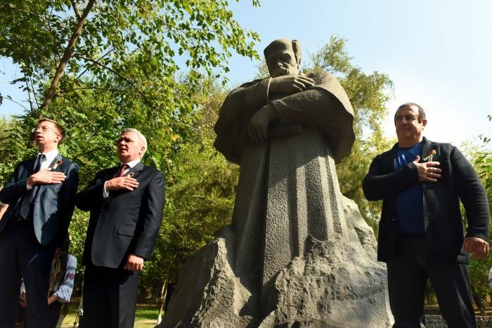 У Вірменії відкрили пам'ятник Тарасові Шевченку