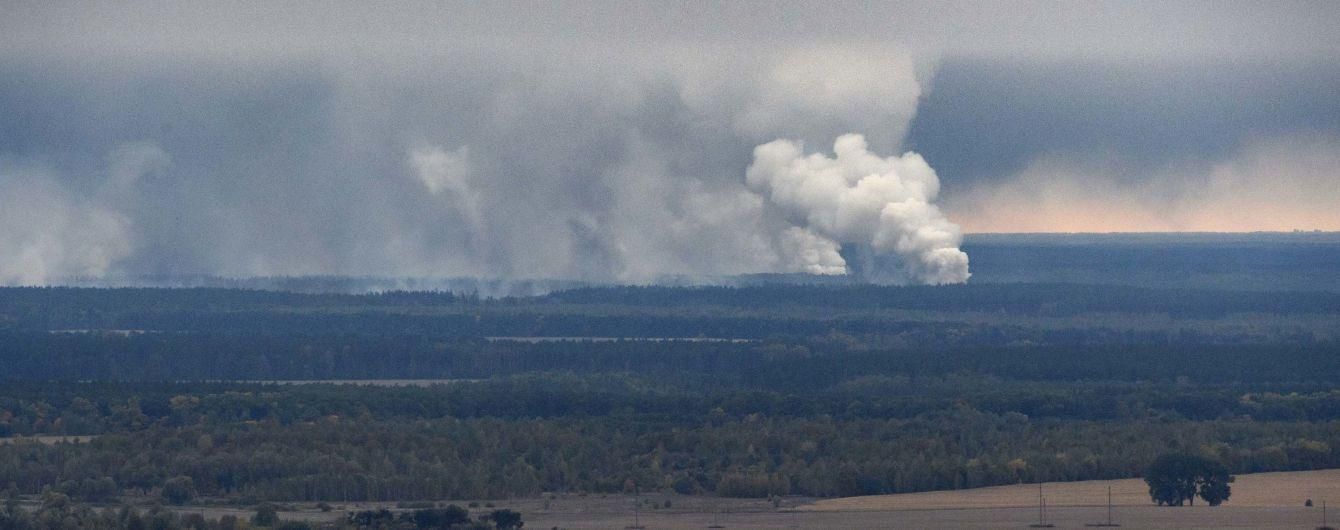 Вибухи під Ічнею тривають