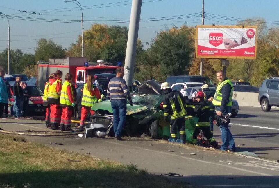 Смертельное ДТП в Днепровском районе Киева: полиция задержала водителя Seat