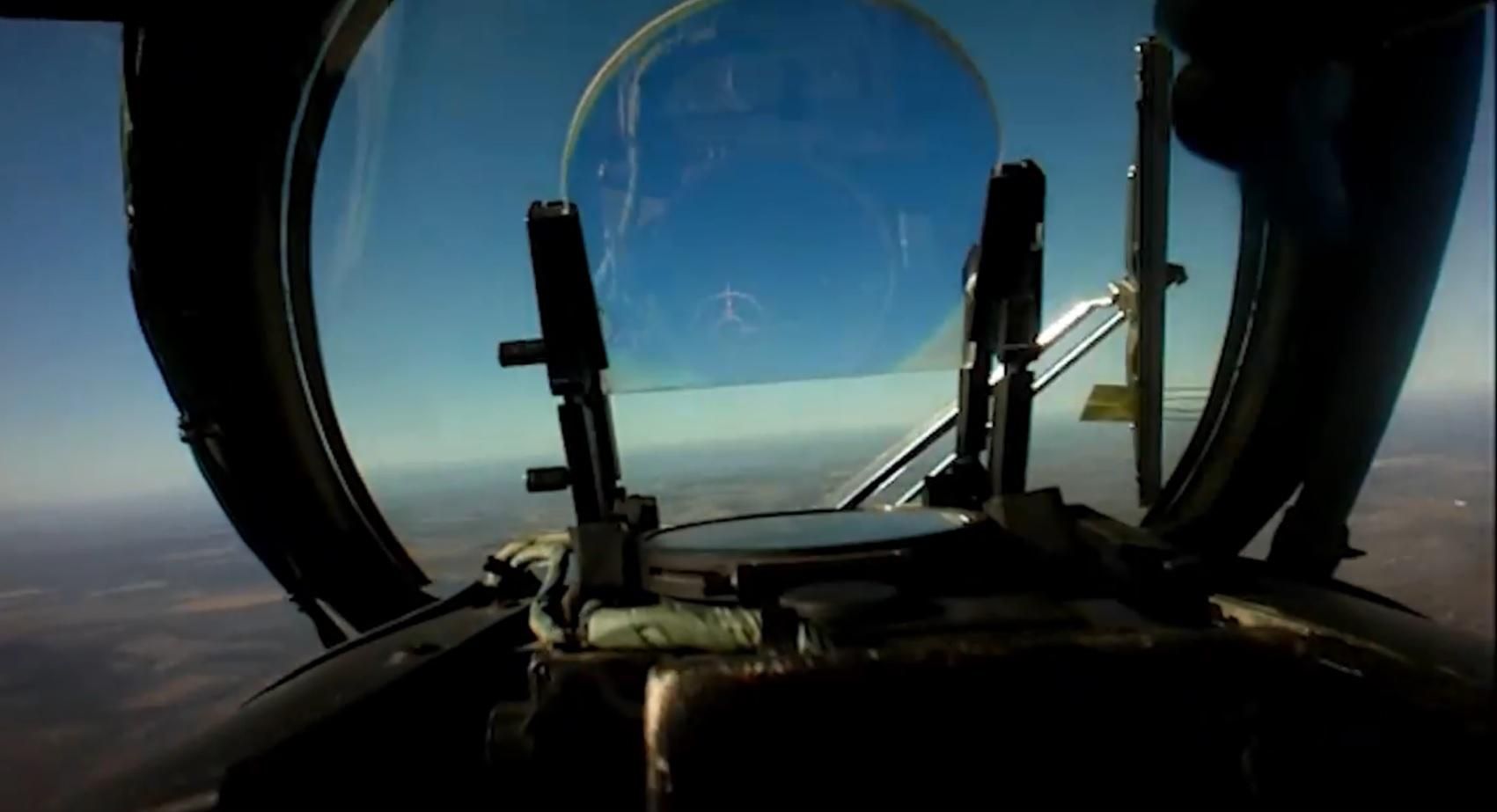 Російський безпілотник збили над Лисичанськом: з'явилось вражаюче відео Російський безпілотник збили над Лисичанськом: з'явилось вражаюче відео