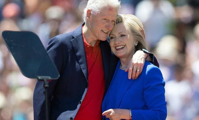 Хиллари Клинтон прокомментировала отношения своего мужа с Моникой Левински