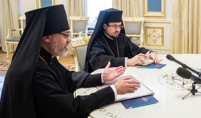 Томос для України: екзархи назвали мету свого повернення у Київ Томос для України: екзархи назвали мету свого повернення у Київ