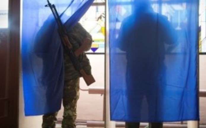"Выборы" на Донбассе: как оккупанты грозят тем, кто откажется голосовать
