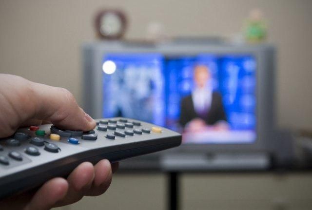 Сколько процентов украинцев поддерживают языковые квоты на радио и телевидении Сколько процентов украинцев поддерживают языковые квоты на радио и телевидении