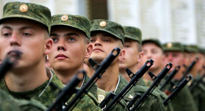 Скільки призовників з окупованого Криму будуть служити в армії Росії: відома кількість