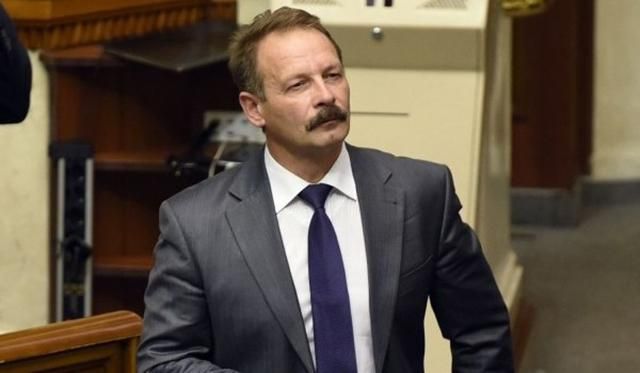 Недоторкане хамство: як карати депутатів, що нападають на журналістів Недоторкане хамство: як карати депутатів, що нападають на журналістів