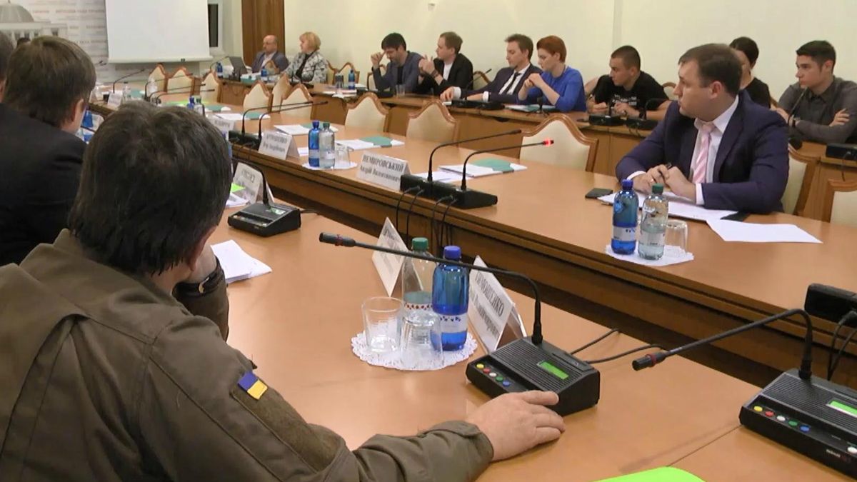 Депутатский демарш, или Почему комитет не рассмотрел скандал с разведчиком Семочко