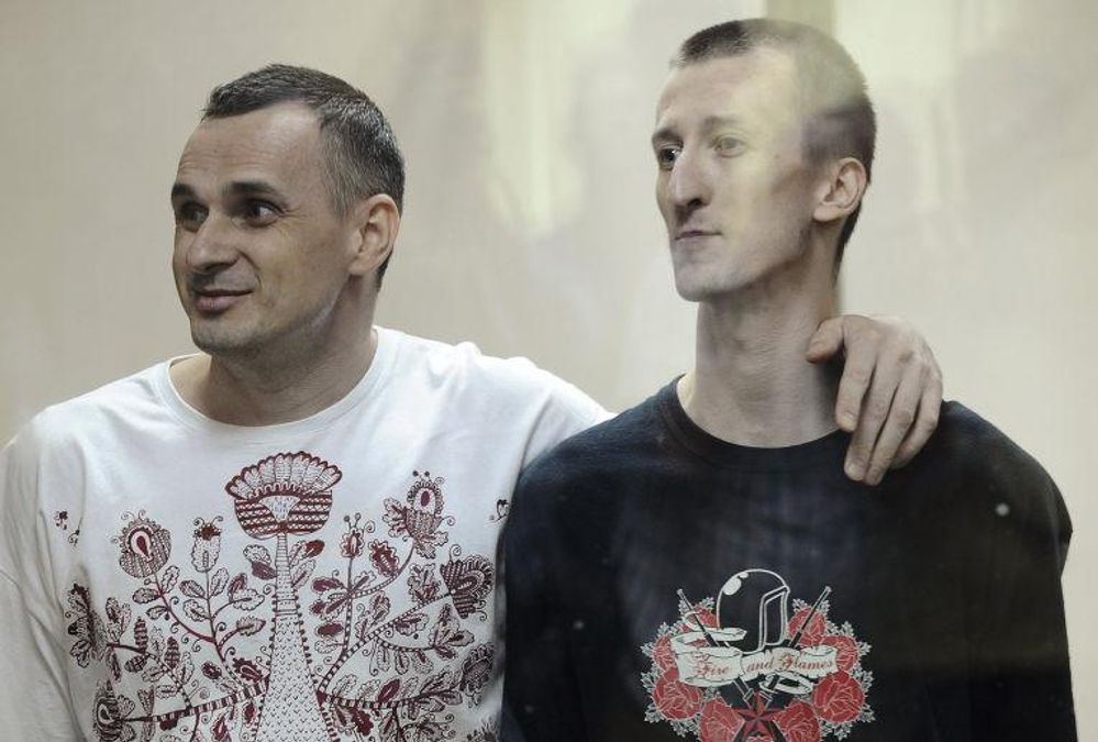 "Империи не вечны, тиран упадет": Кольченко написал трогательное письмо Сенцову