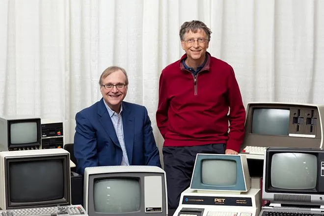 Пол Аллен та Білл Гейтс заснували свою компанію в 1975 році