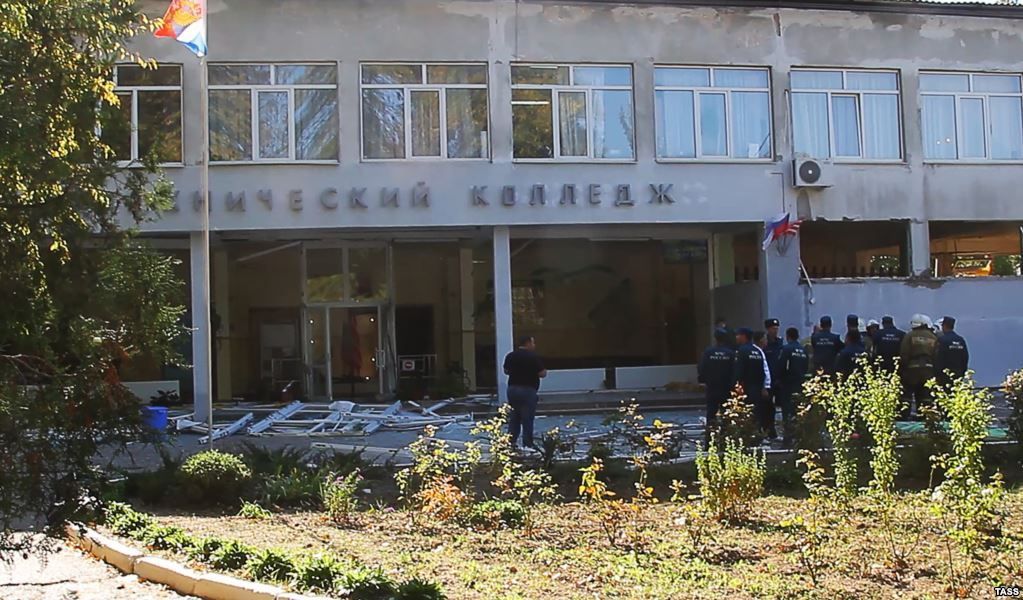 Одно из самых кровавых школьных насилий, – западные СМИ о бойне в колледже в Керчи