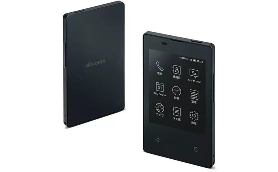 Японці створили дуже тонкий телефон, розміром як кредитна карта: фото Японці створили дуже тонкий телефон, розміром як кредитна карта: фото