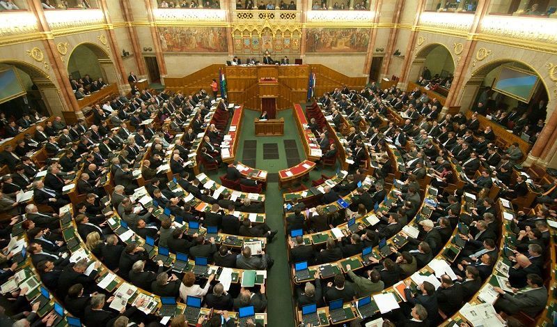 Будапешт значно збільшить виплати угорцям Закарпаття: відомі деталі Будапешт значно збільшить виплати угорцям Закарпаття: відомі деталі