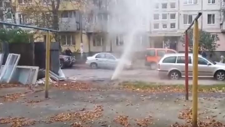 Опалювальний сезон розпочався у Києві з неприємності: промовисте відео 