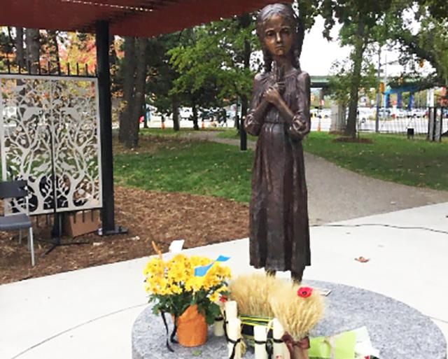 У Торонто відкрили меморіал жертвам Голодомору в Україні