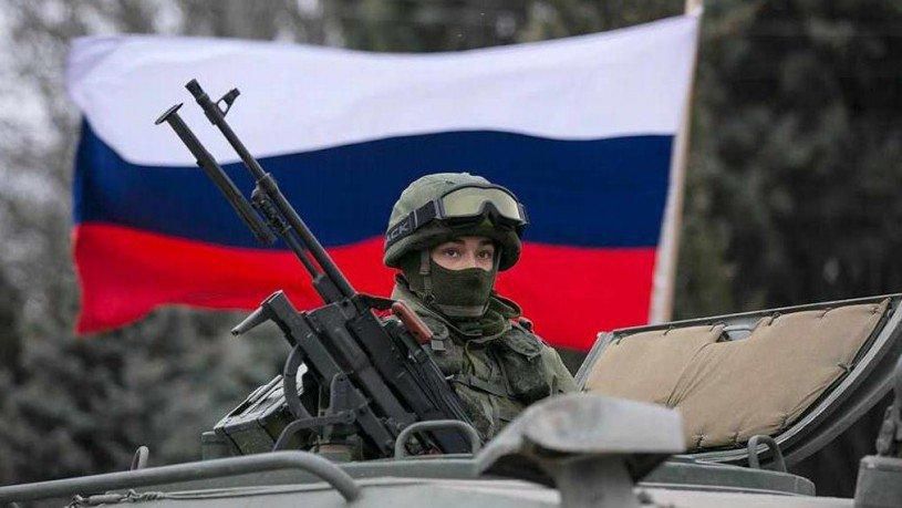 Перед аннексией Крыма Россия досрочно выплатила деньги своим военным