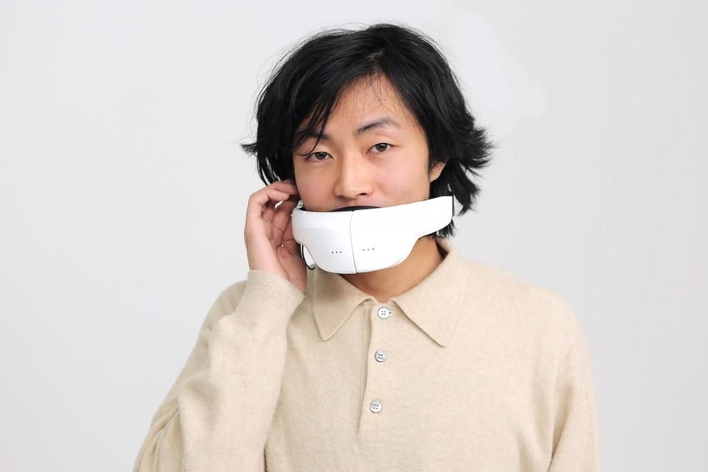 Щоб колеги не підслухували: українці створили цікаву гарнітуру Щоб колеги не підслухували: українці створили цікаву гарнітуру