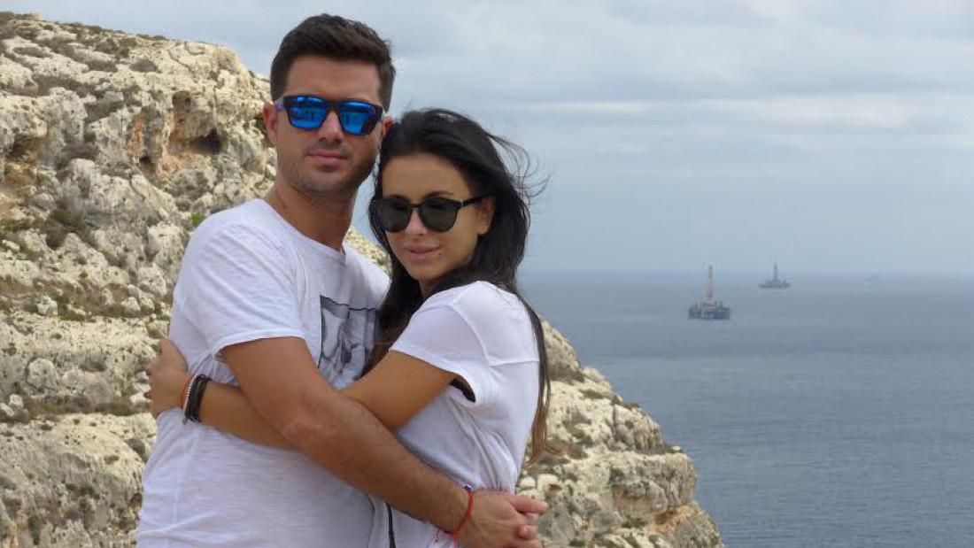 Кран протаранив близько 20 авто на Лесі Українки в Києві: постраждав зірковий чоловік 