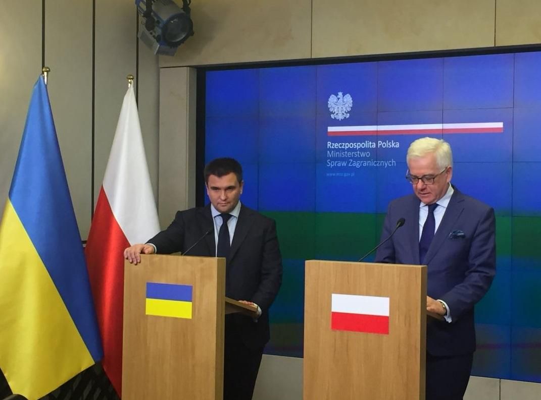 Сенцов получит польскую награду "За человеческое достоинство" Сенцов получит польскую награду "За человеческое достоинство"