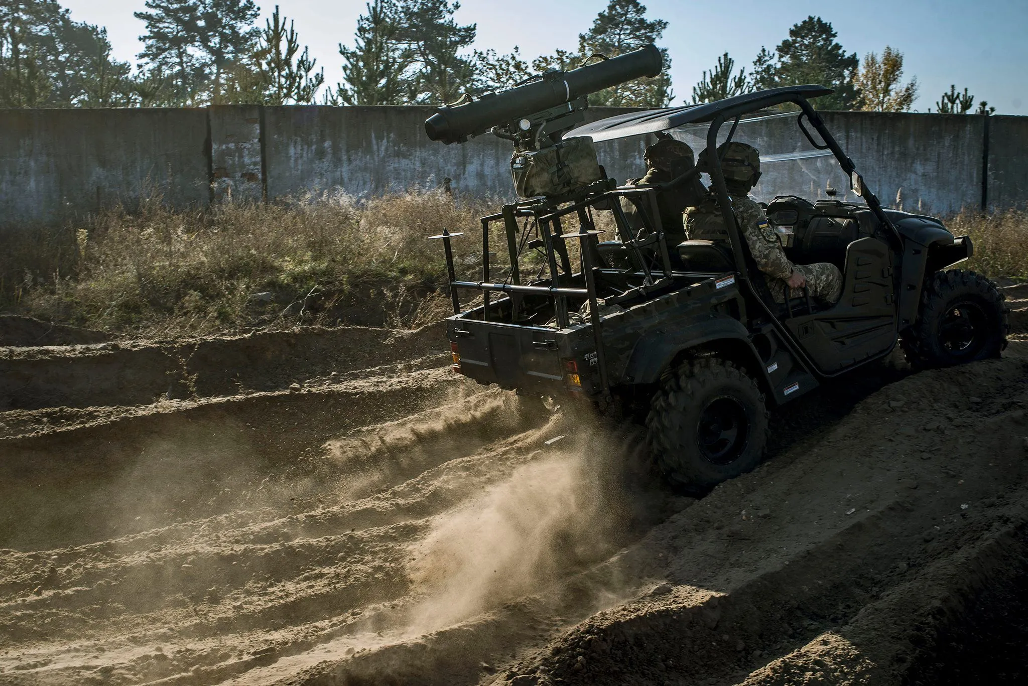 ЗСУ Зброя Всюдиходи ЗСУ Зброя Всюдиходи