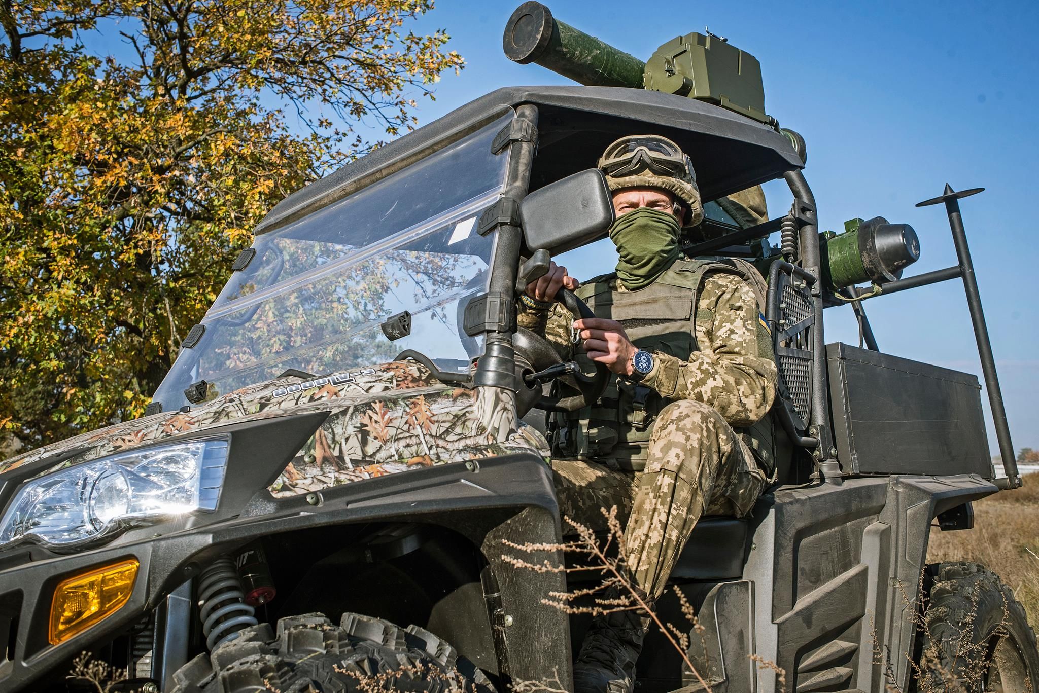 Украинские военные получили новые боевые вездеходы: появились фото