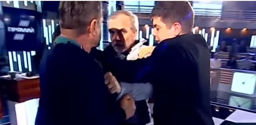 Нардеп Мусій і активіст Шерембей влаштували жорстку бійку в ефірі: відео