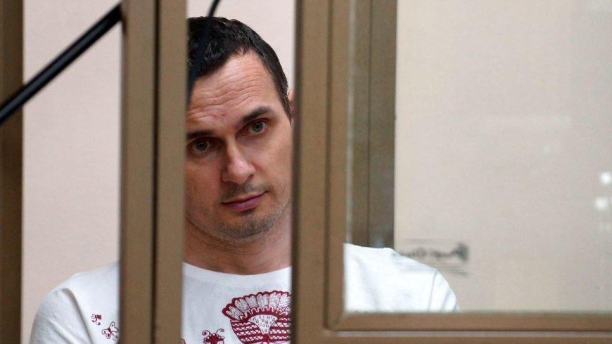 Сенцов получил премию Сахарова: сравнение реакции Европы и России Сенцов получил премию Сахарова: сравнение реакции Европы и России