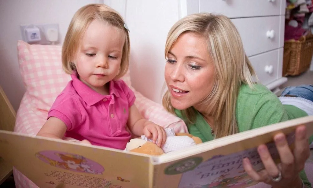 Як правильно читати дітям казки