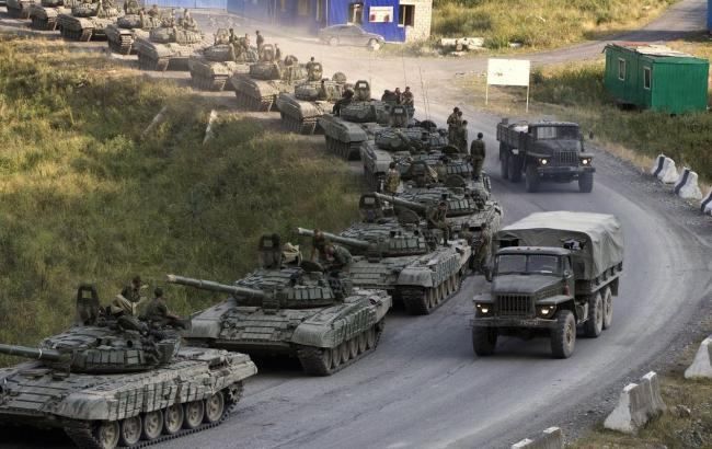 На Донбасі виявили російський "гумконвой" з військовою технікою 