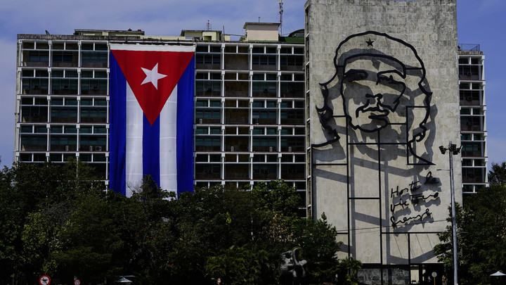 Россия решила вооружить Кубу Россия решила вооружить Кубу